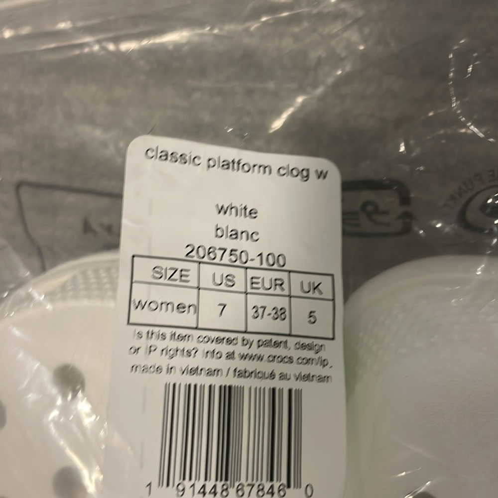 White platform crocs - Picture 2 of 3